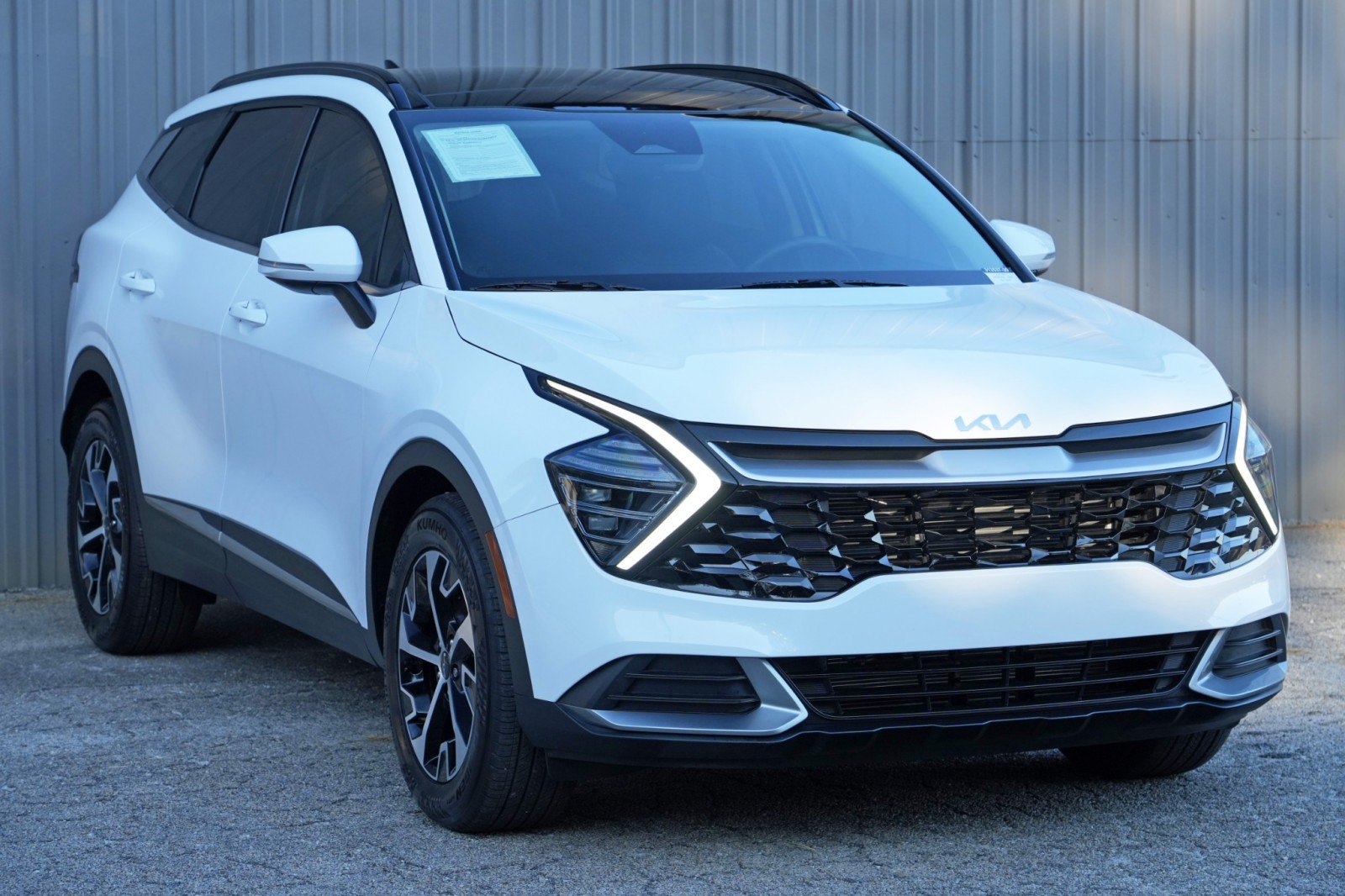 Used 2025 Kia Sportage EX w/ Premium Package FWD image 53