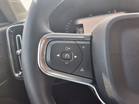 Certified 2023 Volvo XC40 B5 Ultimate w/ Protection Package Premier AWD/4WD image 22