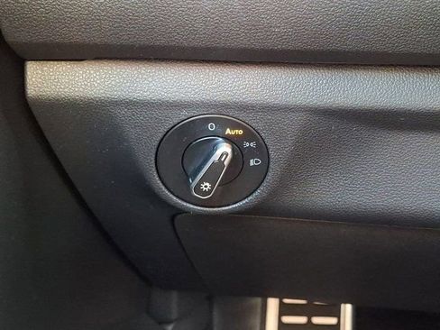 Certified 2023 Volkswagen Jetta Sport image 27