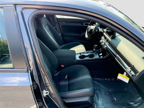 Used 2024 Honda Civic Sport image 25