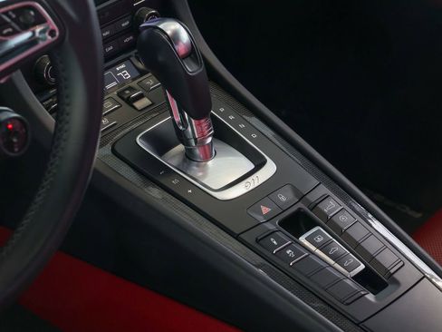 Certified 2018 Porsche 911 Turbo AWD/4WD image 40
