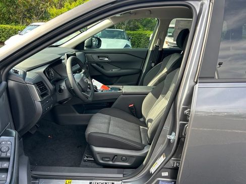 New 2026 Nissan Rogue SV FWD image 16