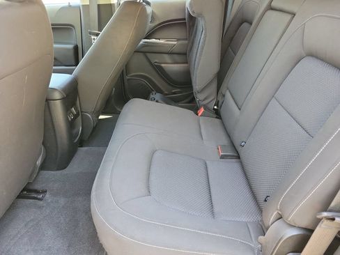 Used 2021 Chevrolet Colorado LT w/ LT Convenience Package RWD image 13