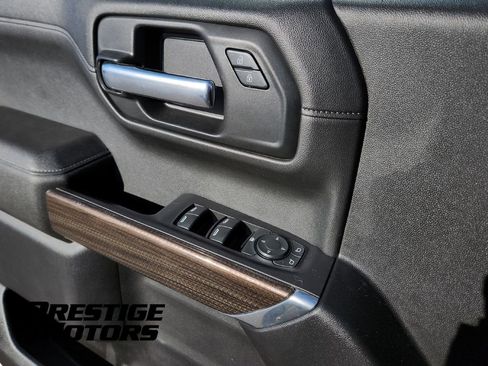 Used 2020 Chevrolet Silverado 1500 RST w/ True North Edition AWD/4WD image 18
