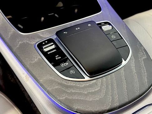 Used 2022 Mercedes-Benz E 350 Sedan image 27