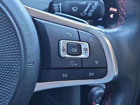 Used 2018 Volkswagen GTI SE w/ SE Leather Package image 26