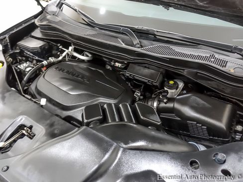 Used 2022 Honda Pilot Sport image 34