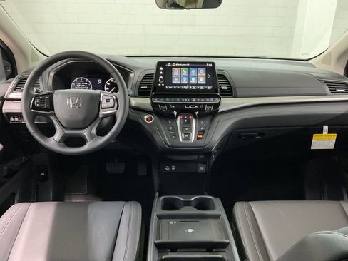 Used 2026 Honda Odyssey EX-L image 8