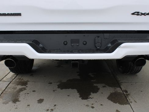 New 2026 RAM 1500 Laramie w/ Night Edition image 38