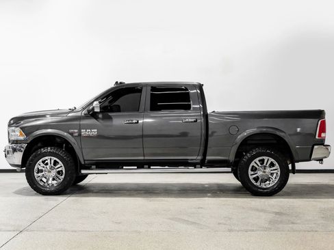 Used 2018 RAM 2500 Laramie w/ Convenience Group AWD/4WD image 9