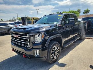 Used 2022 GMC Sierra 2500 AT4 w/ AT4 Premium Plus Package AWD/4WD video 2