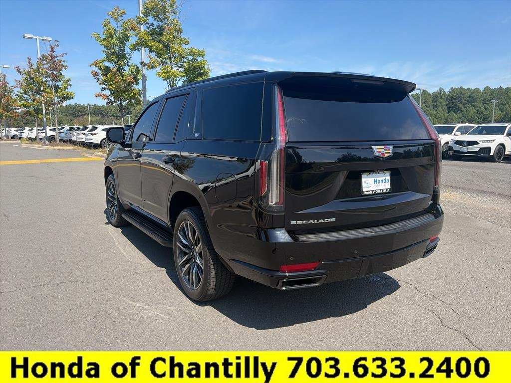 Used 2024 Cadillac Escalade Sport AWD/4WD image 5