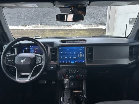 Used 2023 Ford Bronco Outer Banks w/ Sasquatch Package image 10