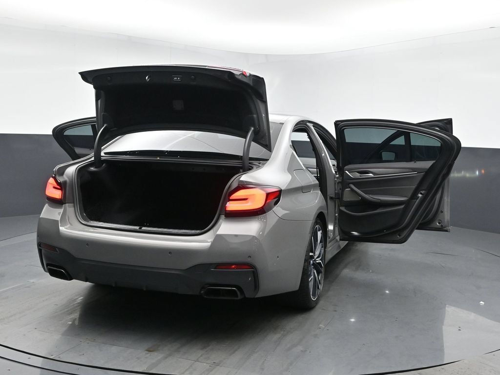 Used 2022 BMW M550i xDrive w/ Premium Package AWD/4WD image 26