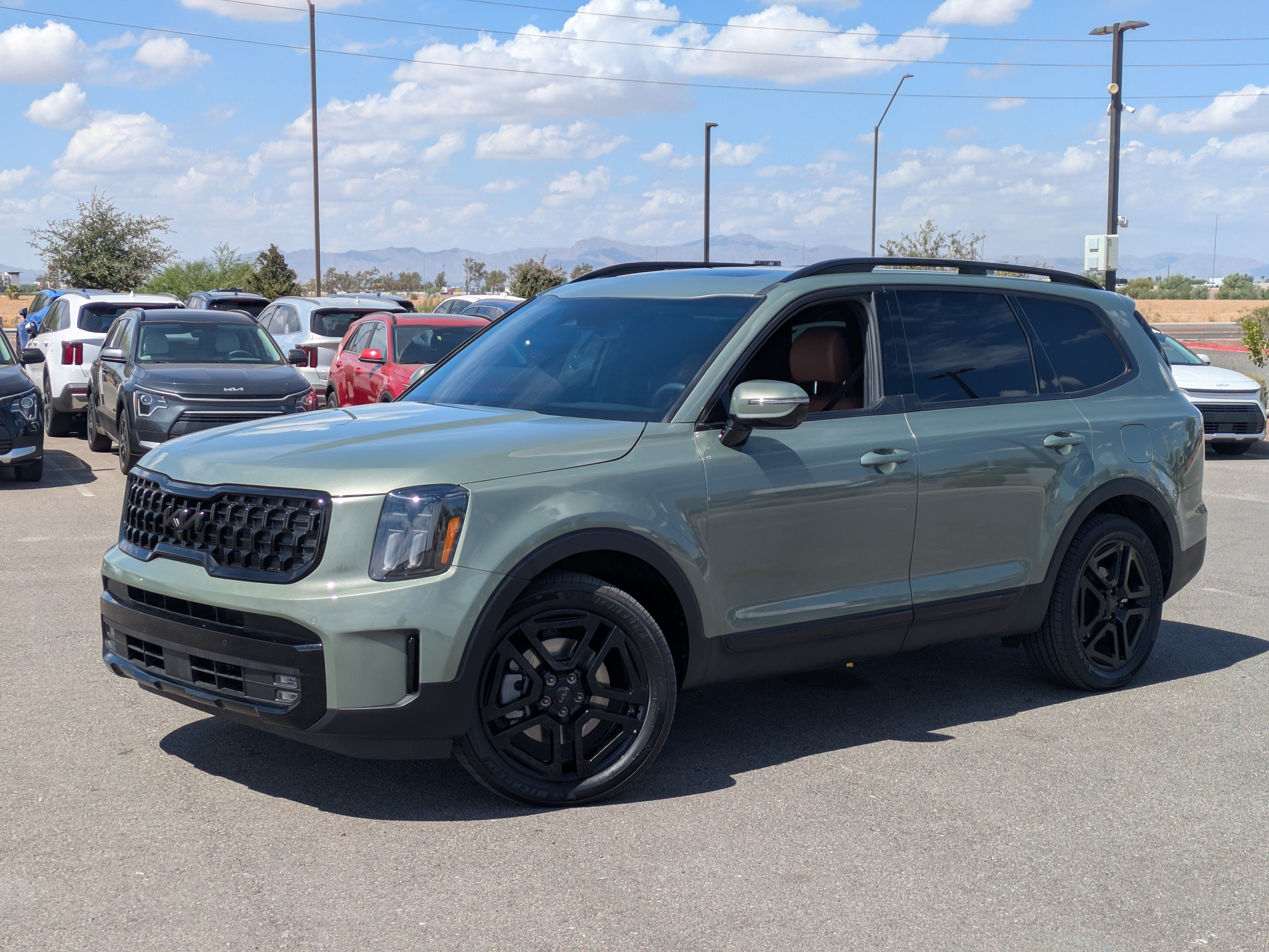 Certified 2025 Kia Telluride SX X-Line AWD/4WD image 34