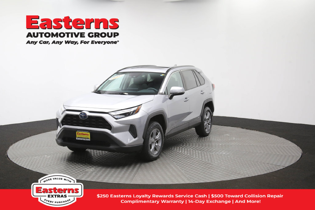 Used 2022 Toyota RAV4 XLE w/ Convenience Package AWD/4WD image 56