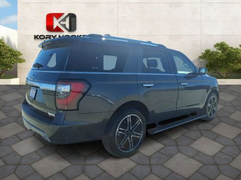 Used 2019 Ford Expedition Limited w/ Texas Edition Package image 4