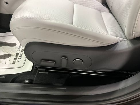 New 2026 Hyundai Kona Limited AWD/4WD image 11