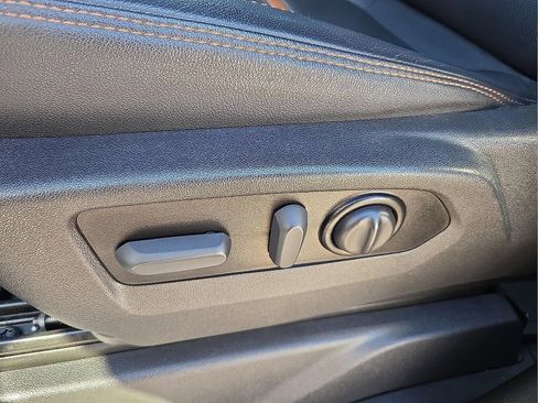 Used 2022 GMC Sierra 1500 AT4 w/ AT4 Premium Package image 14