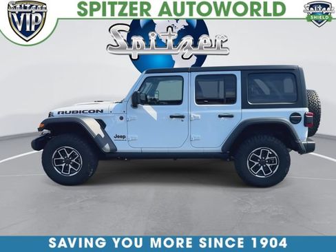 Used 2025 Jeep Wrangler Unlimited Rubicon AWD/4WD image 6