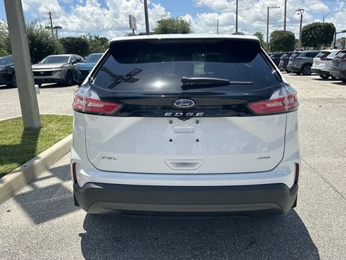 Used 2022 Ford Edge SEL w/ Sport Appearance Package AWD/4WD image 8