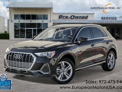 Used 2021 Audi Q3 2.0T Premium w/ 19" Wheel Package