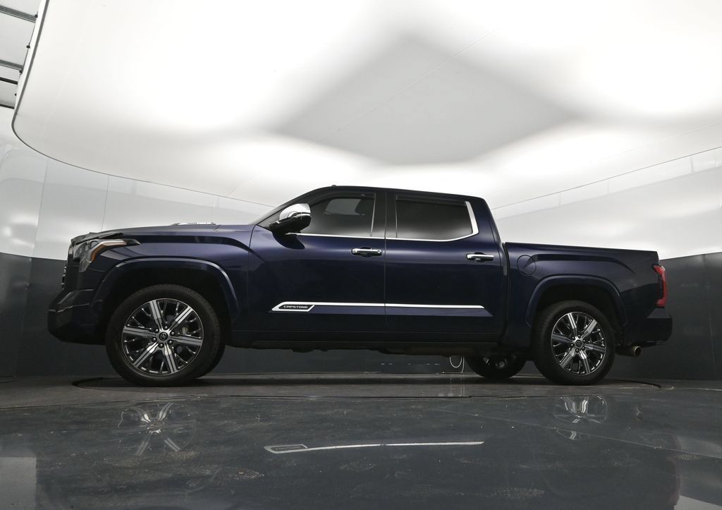 Used 2022 Toyota Tundra Capstone AWD/4WD image 40