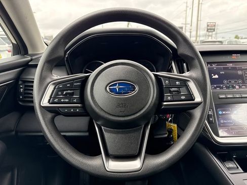 Used 2025 Subaru Outback AWD/4WD image 20