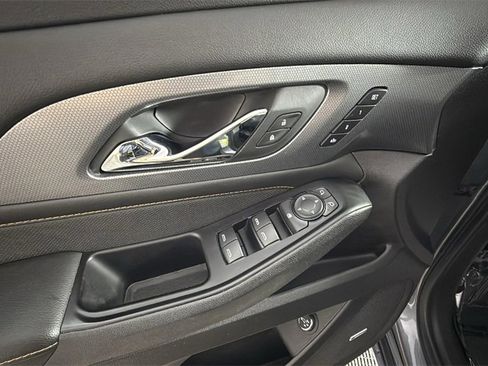 Used 2018 Chevrolet Traverse Premier w/ Driver Confidence II Package image 30