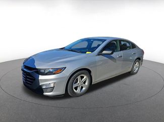 Used 2022 Chevrolet Malibu LS video 2
