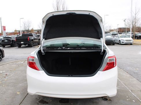 Used 2012 Toyota Camry XLE image 9