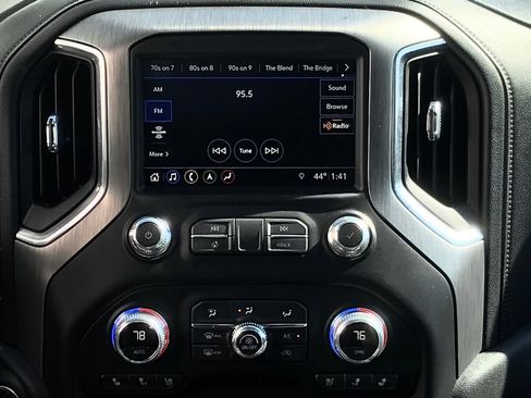 Used 2019 GMC Sierra 1500 Denali w/ Denali Ultimate Package AWD/4WD image 7