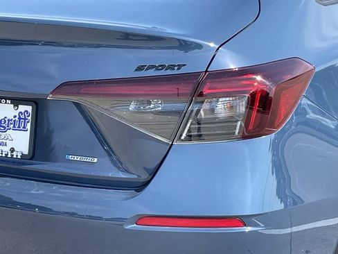 Used 2025 Honda Civic Sport image 6