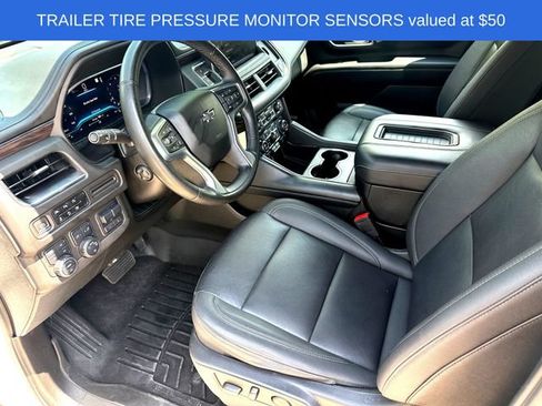 Used 2023 Chevrolet Suburban Z71 w/ Z71 Off-Road Package AWD/4WD image 8