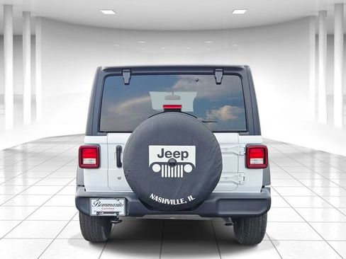 Used 2023 Jeep Wrangler Unlimited Sport AWD/4WD image 4