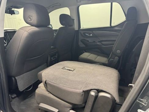 Used 2019 Chevrolet Traverse LT image 30
