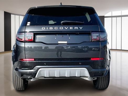 New 2025 Land Rover Discovery Sport S image 4