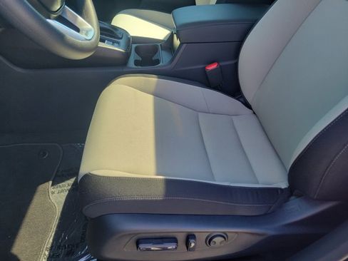 Certified 2025 Honda CR-V EX image 25