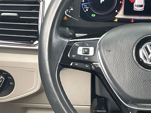 Used 2020 Volkswagen Atlas SEL image 22