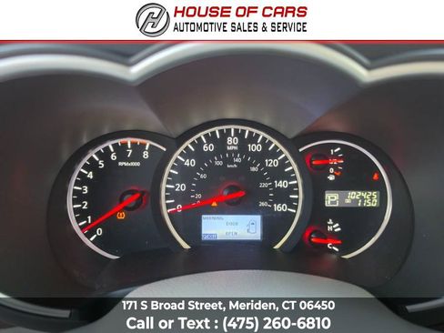 Used 2016 Nissan Quest SV w/ Leather Package FWD image 25