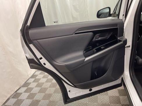 Used 2023 Toyota bZ4X XLE image 26