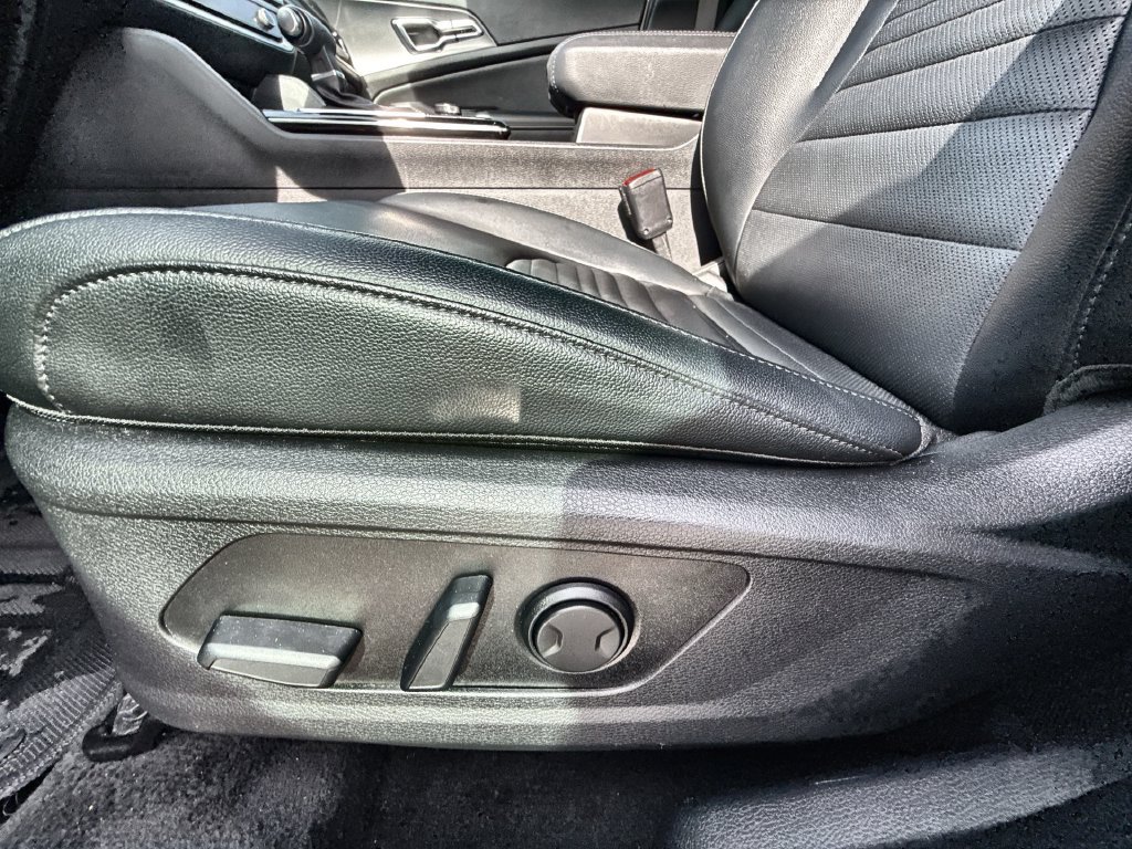 Used 2024 Kia Sportage SX FWD image 15