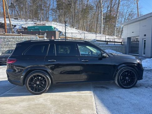 Used 2025 Mercedes-Benz GLS 450 GLS 450 image 3
