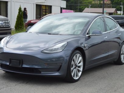 Used 2019 Tesla Model 3 Mid Range