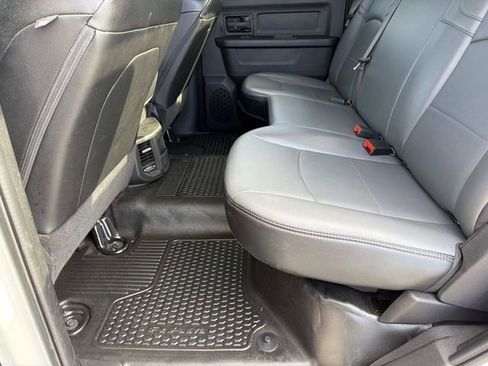 Used 2022 RAM 2500 Tradesman w/ Chrome Appearance Group image 7