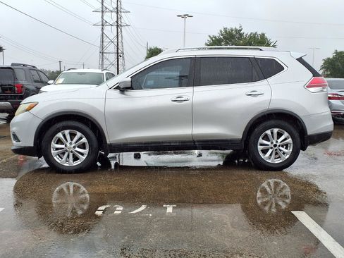 Used 2014 Nissan Rogue SV FWD image 22