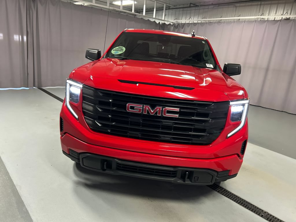 Used 2024 GMC Sierra 1500 Pro w/ Graphite Edition AWD/4WD image 2