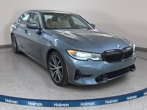 Used 2020 BMW 330i Sedan w/ Convenience Package image 4