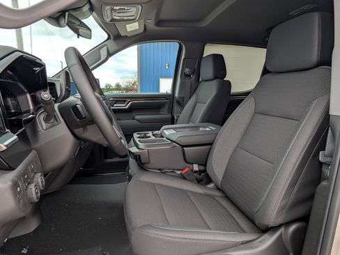 New 2026 Chevrolet Silverado 1500 RST AWD/4WD image 2