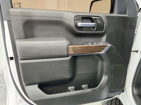 Used 2022 Chevrolet Silverado 1500 RST w/ Safety Package AWD/4WD image 10